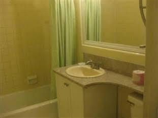 Motel Center Angeles 2*